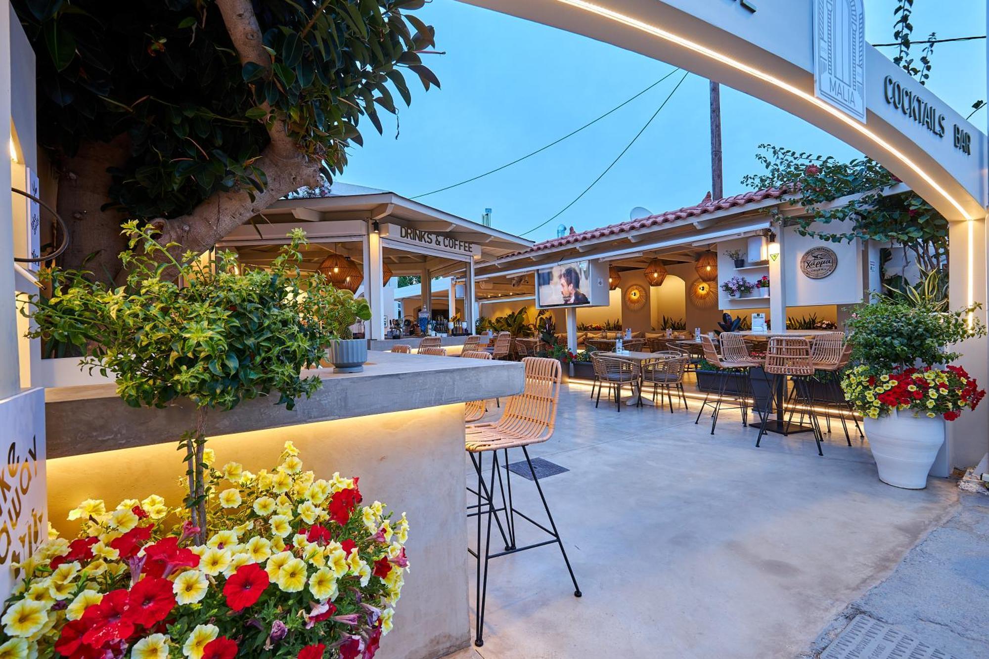Mila Malia Studios Hotel Buitenkant foto