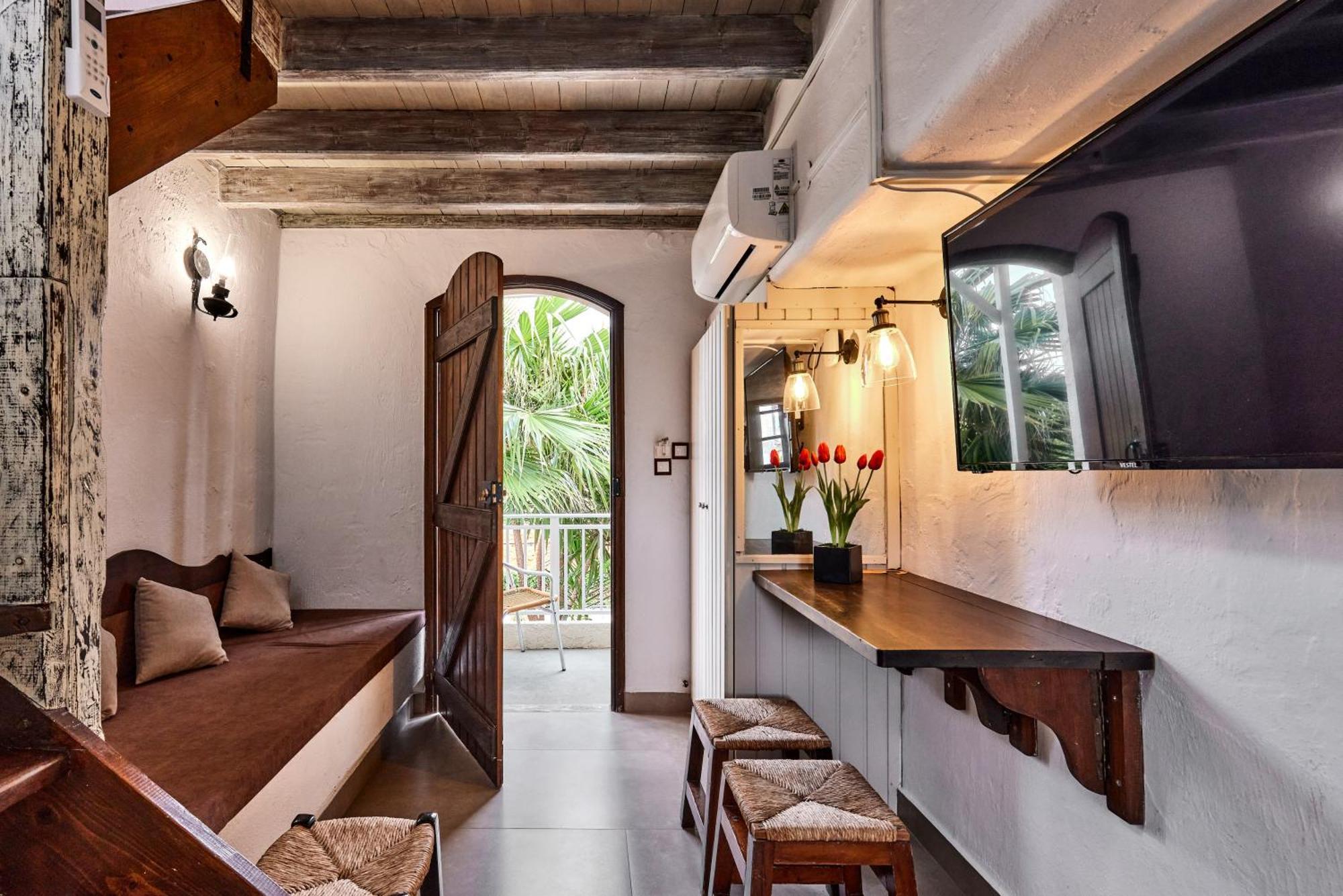 Mila Malia Studios Hotel Buitenkant foto