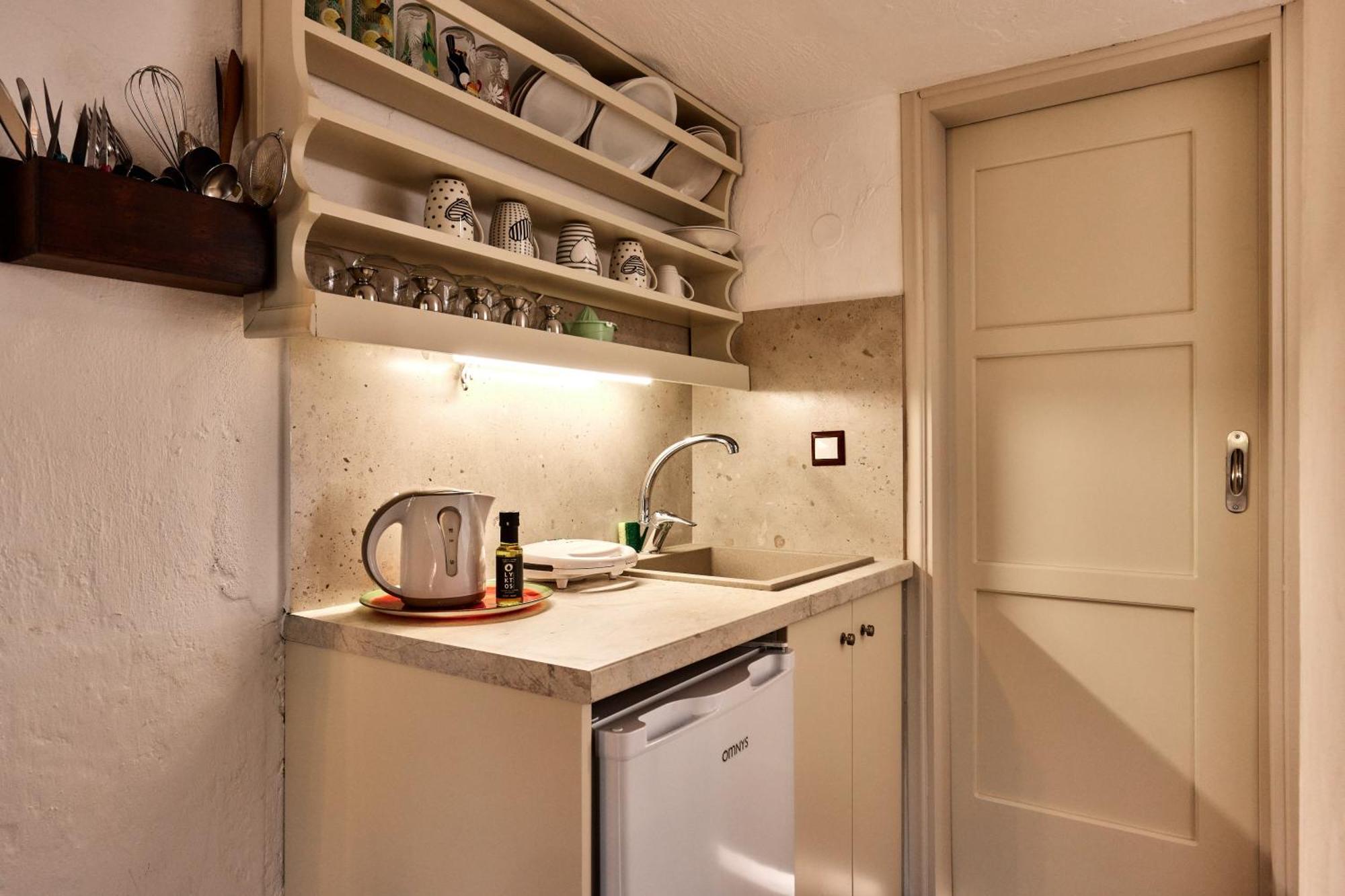 Mila Malia Studios Hotel Buitenkant foto