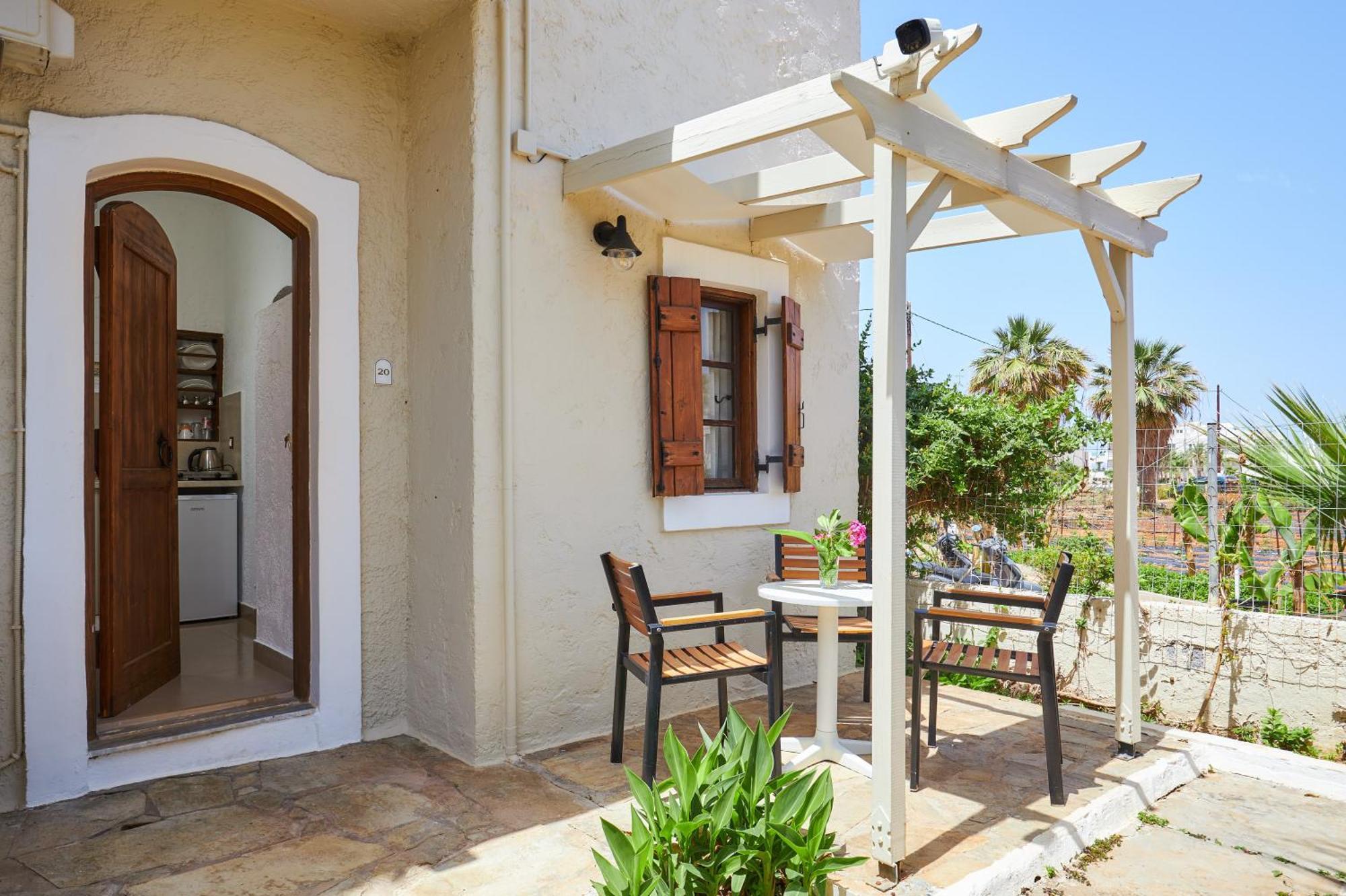 Mila Malia Studios Hotel Buitenkant foto